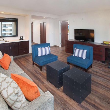 Hilton Garden Inn Burbank Downtown Exterior foto