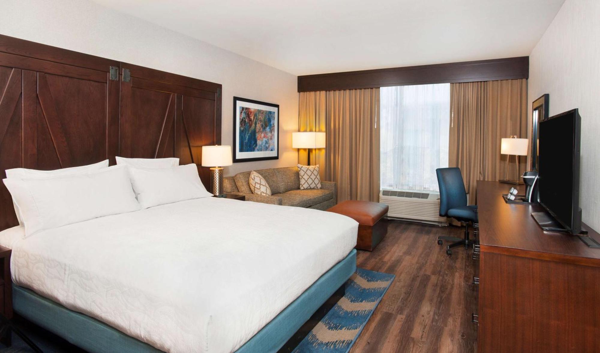 Hilton Garden Inn Burbank Downtown Exterior foto