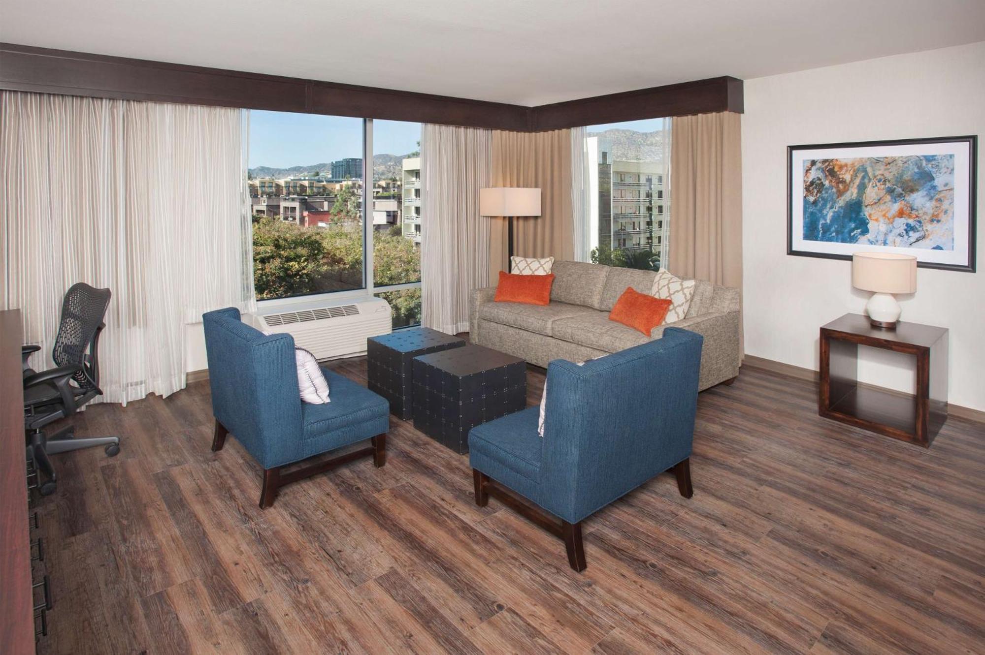 Hilton Garden Inn Burbank Downtown Exterior foto
